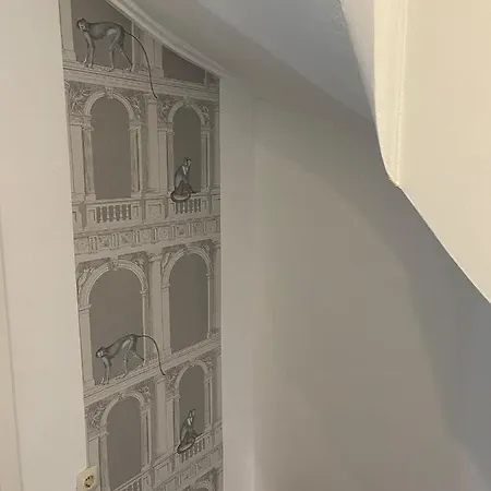 Berg Messe Dg 1zi, K,d,b Parkplatz, W-lan, Homeoffice *