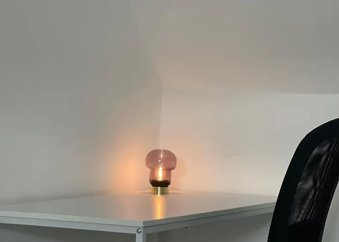 Berg Messe Dg 1zi, K,d,b Parkplatz, W-lan, Homeoffice * Bergisch Gladbach